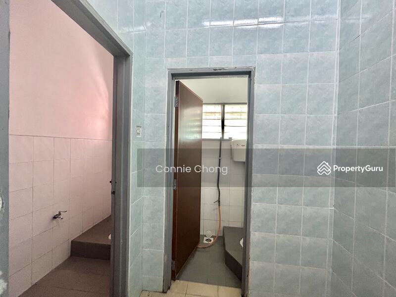 Untuk Dijual - Double Storey Shop Lot @ Tmn Puteri PD
