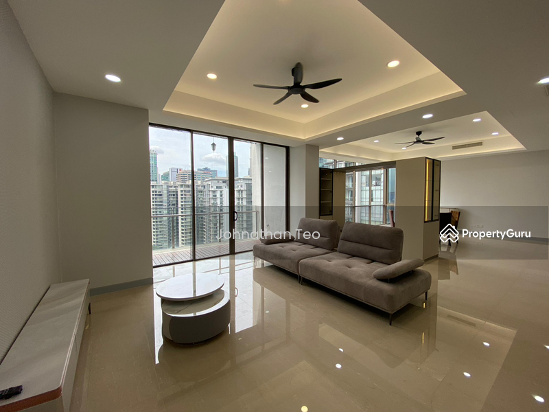 Untuk Disewa - Suria Stonor