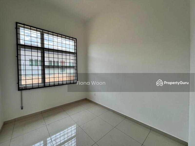 Untuk Dijual - Single Storey Semi D For Sale Sungai Udang , Melaka