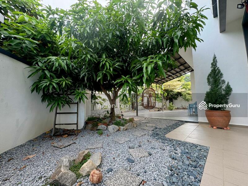 For Sale - Bukit Senjuang 3 Storey Semi D Freehold Fully Renovated and Extended