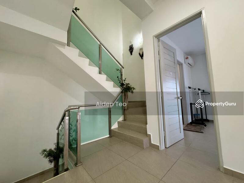 For Sale - Bukit Senjuang 3 Storey Semi D Freehold Fully Renovated and Extended