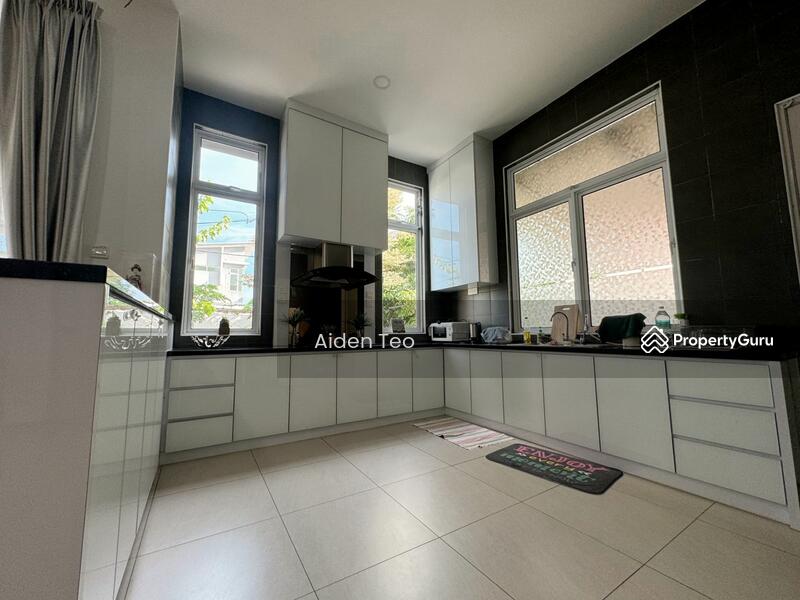 For Sale - Bukit Senjuang 3 Storey Semi D Freehold Fully Renovated and Extended