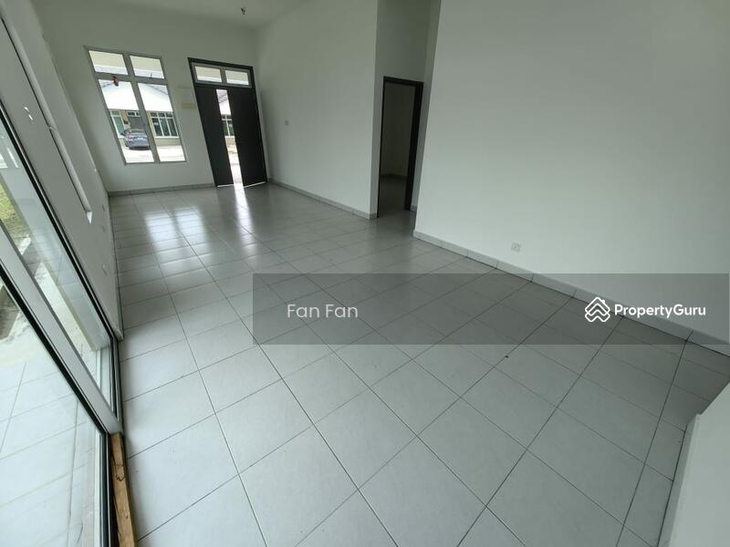 Untuk Dijual - Kota Tinggi, Single storey Semi D corner for sale