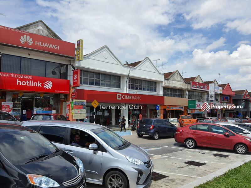 2 STOREY SHOP FOR SALE 