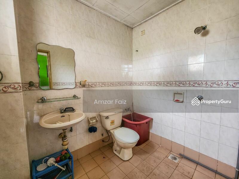 2-storey Terraced House for Sale in Shah Alam (Selangor) - Amzar Faiz - PropertyGuru.com.my