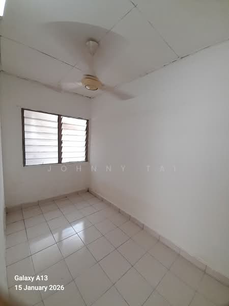 Apartment for Rent at Vista Shop Apartment (Damansara Damai) - Johnny Tai - PropertyGuru.com.my
