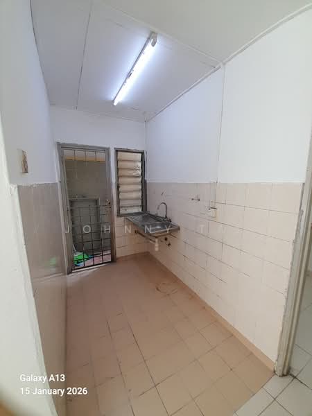 Apartment for Rent at Vista Shop Apartment (Damansara Damai) - Johnny Tai - PropertyGuru.com.my