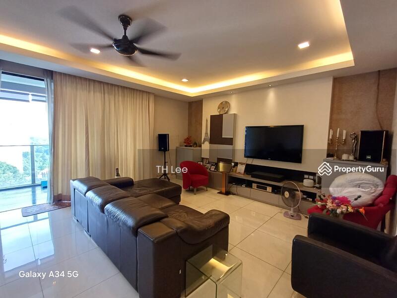 For Sale - Papillon Desahill Condominium