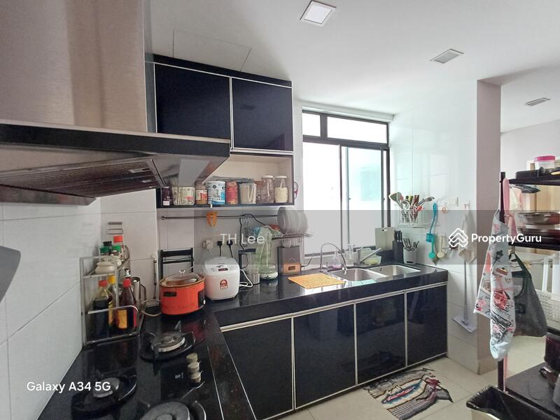 For Sale - Papillon Desahill Condominium