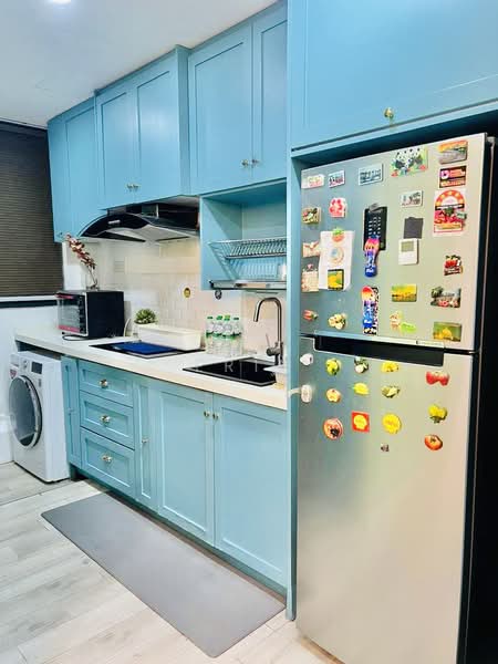 Service Residence for Rent at Suria Jelutong - Erin Yusof - Kitchen - PropertyGuru.com.my