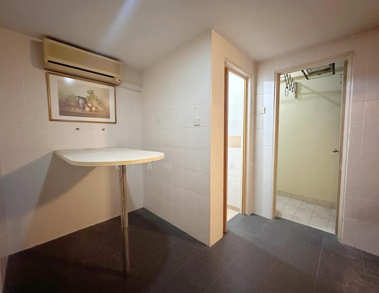 Untuk Dijual - Koi Legian