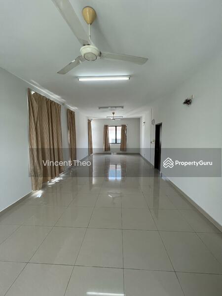 3-storey Terraced House for Sale in Kinrara Residence (Puchong) - Vincent Theo - PropertyGuru.com.my