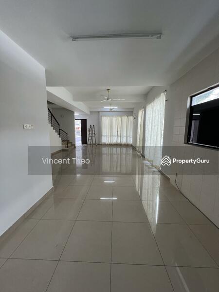 3-storey Terraced House for Sale in Kinrara Residence (Puchong) - Vincent Theo - PropertyGuru.com.my
