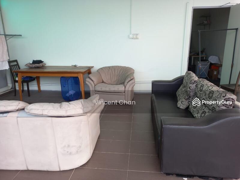 Untuk Disewa - KL Taman Connaught Chinese Tenant Master Room for Rent RM750, near MRT & UCSI