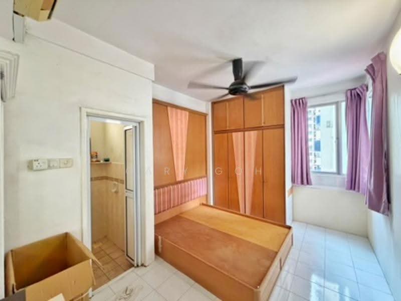 Kondominium untuk Dijual di Jay Series (Greenlane Heights Block J) - Gary Goh - Bedroom - PropertyGuru.com.my