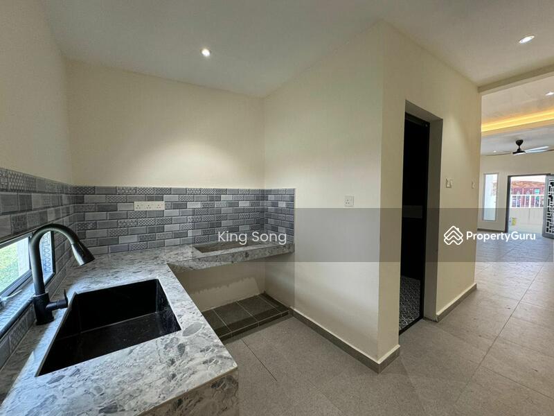 Rumah Teres 1 Tingkat untuk Dijual di Bukit Serindit (Melaka City) - King Song - PropertyGuru.com.my