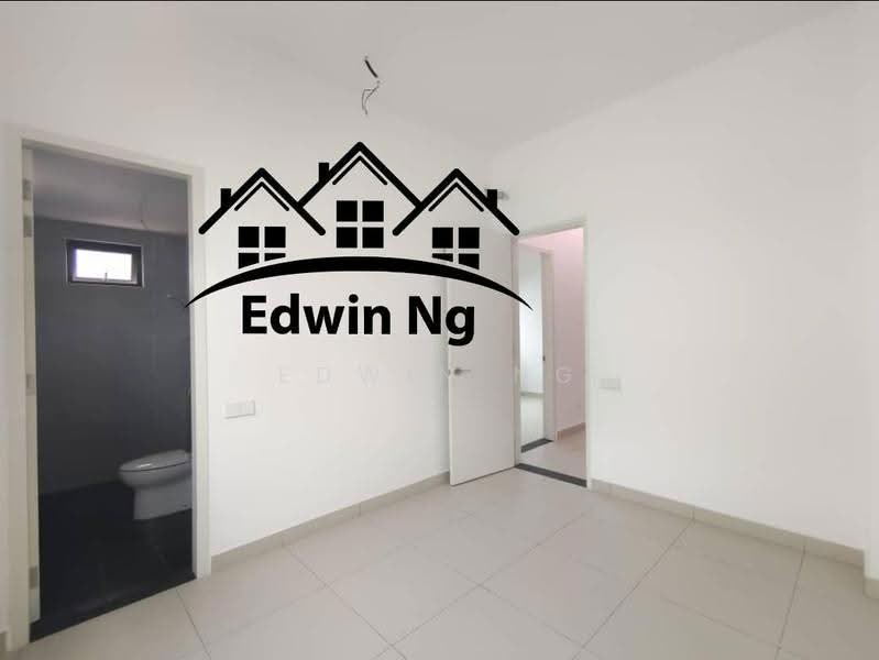 Rumah Teres untuk Dijual di Bandar Cassia (Batu Kawan) - Edwin Ng - Bathroom - PropertyGuru.com.my