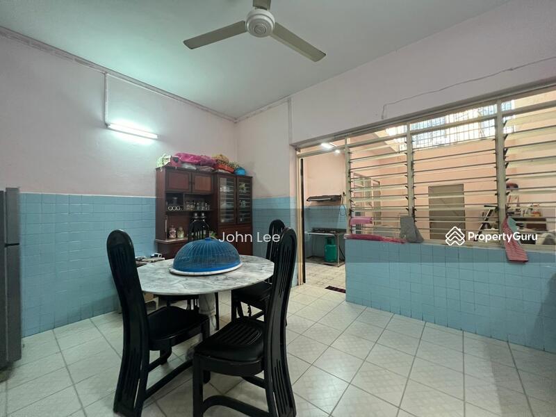 Untuk Dijual - 2 Storey terrace at Georgetown