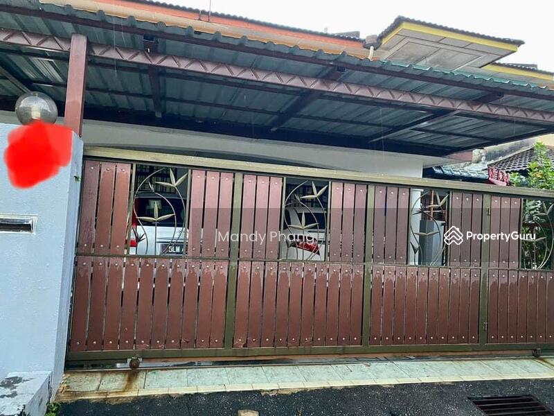For Sale - Pengkalan / station 18 below market value double storey corner house