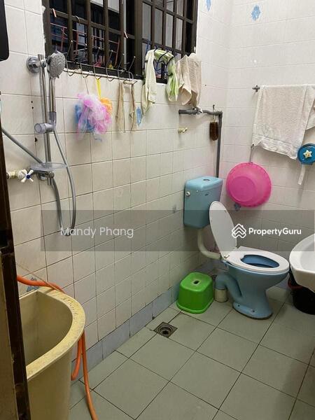 For Sale - Pengkalan / station 18 below market value double storey corner house