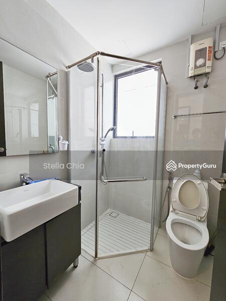 Condominium for Rent at Bay Point @ Country Garden Danga Bay - Stella Chia - PropertyGuru.com.my