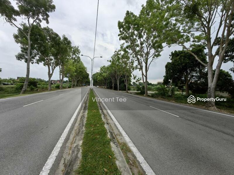 For Sale - 3.13 Acre Freehold Zone Commercial Batu Berendam Melaka