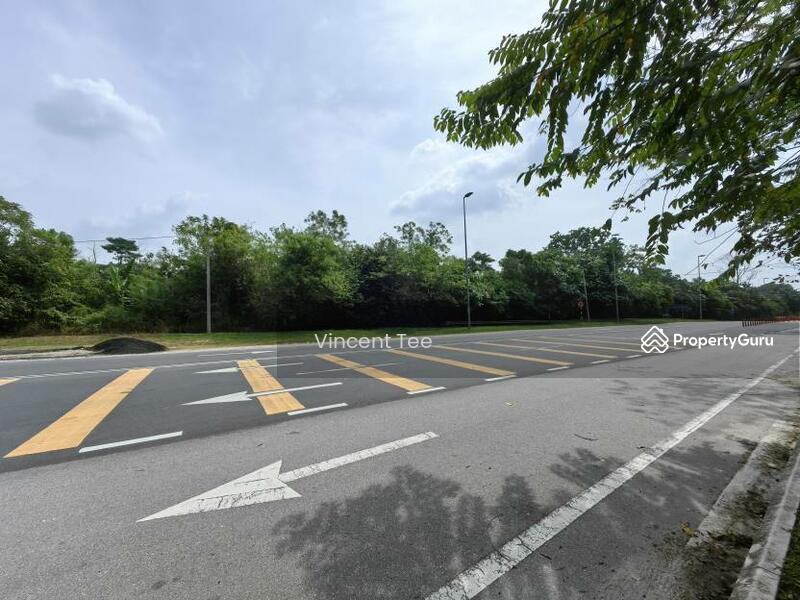 For Sale - 6 Acres Freehold Zone Industry Land Main Road Pajam Nilai