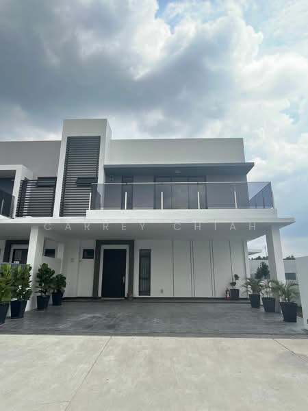 Semi-Detached House for Sale in Lakeside Residences (Puchong) - Carrey Chiah - PropertyGuru.com.my