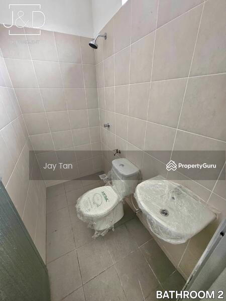 For Sale - Pengkalan,station 18