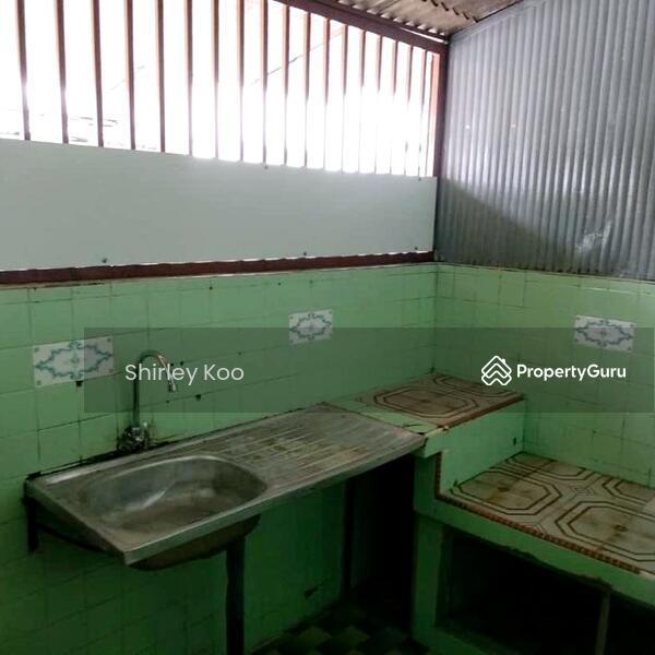 Untuk Dijual - Wisma Kien Tat