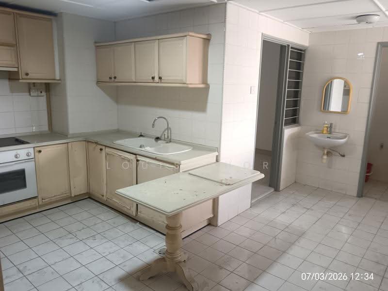Apartment for Sale at Summer Villa - Louis Chor - PropertyGuru.com.my