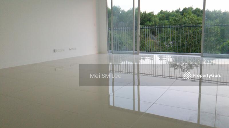 Emerald Hills, Alam Damai Living Room
