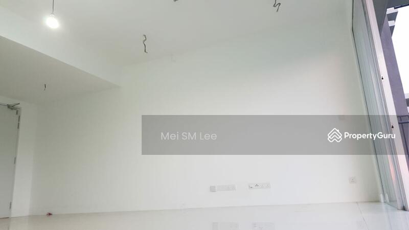 Emerald Hills, Alam Damai Living Room