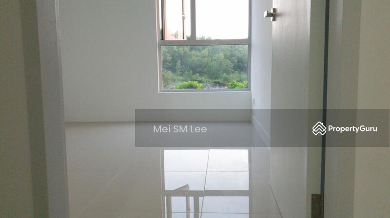 Emerald Hills, Alam Damai Bedroom