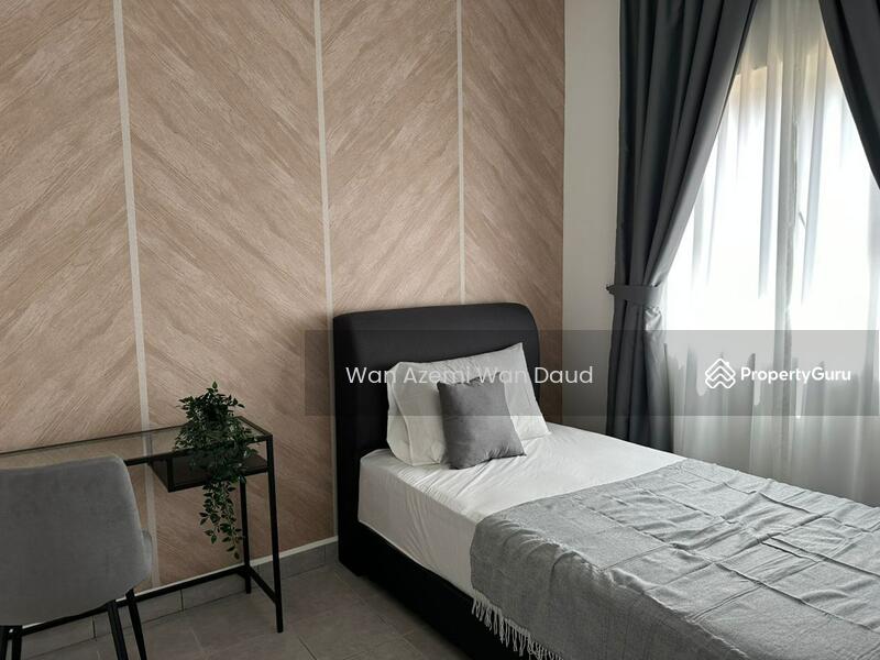 For Sale - Persiaran Desa Vista, Sepang
