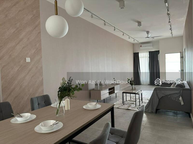 For Sale - Persiaran Desa Vista, Sepang