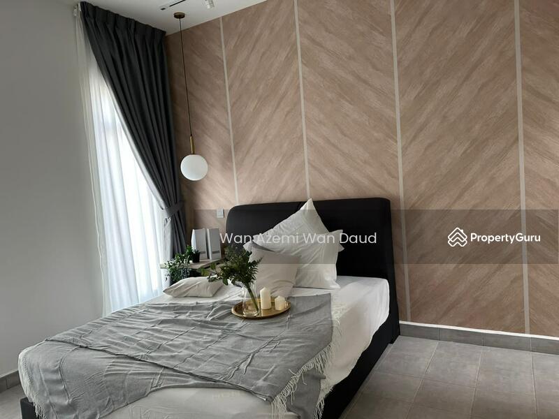 For Sale - Persiaran Desa Vista, Sepang