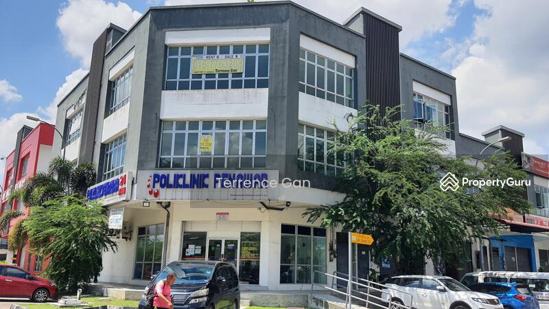 For Sale - PASIR GUDANG PASIR PUTIH JALAN SIAKAP 3 STOREY SHOP BESIDE CORNER FOR SALE NEAR PETRONAS