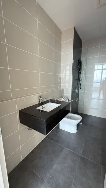 Condominium for Sale at The Maple Residences - Naomie Tan - PropertyGuru.com.my
