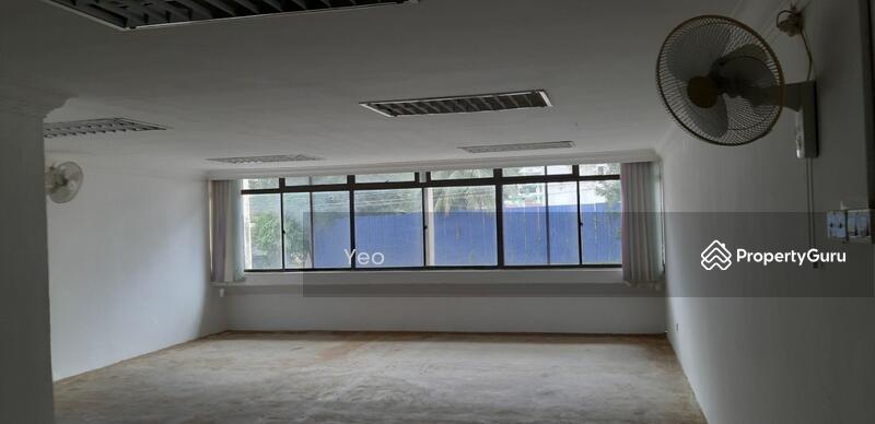 For Rent - Taman century 4 storey shoplot for rent