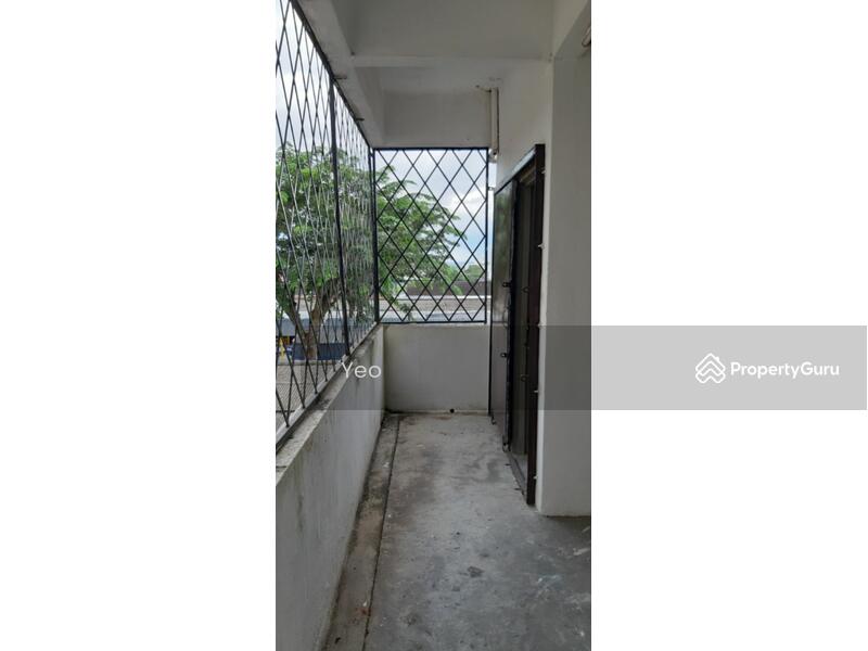 For Rent - Taman century 4 storey shoplot for rent