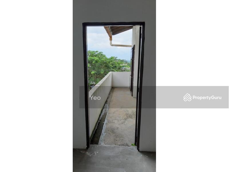 For Rent - Taman century 4 storey shoplot for rent