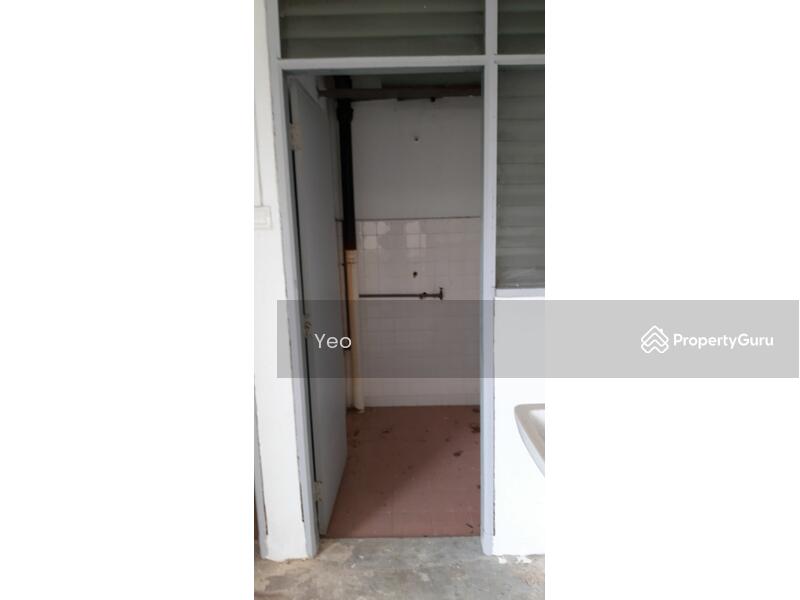 For Rent - Taman century 4 storey shoplot for rent