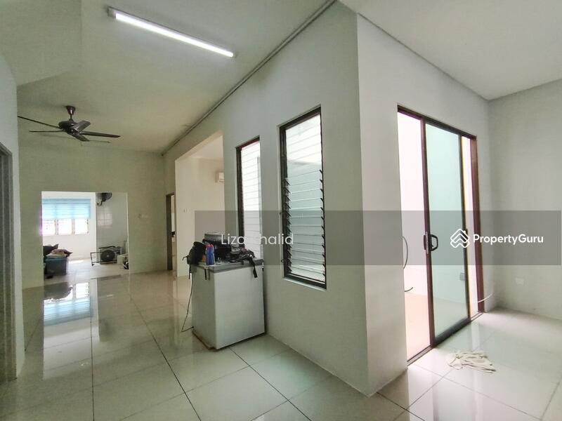 Rumah Teres 2 Tingkat untuk Dijual di Nilai (Negeri Sembilan) - Liza Khalid - PropertyGuru.com.my