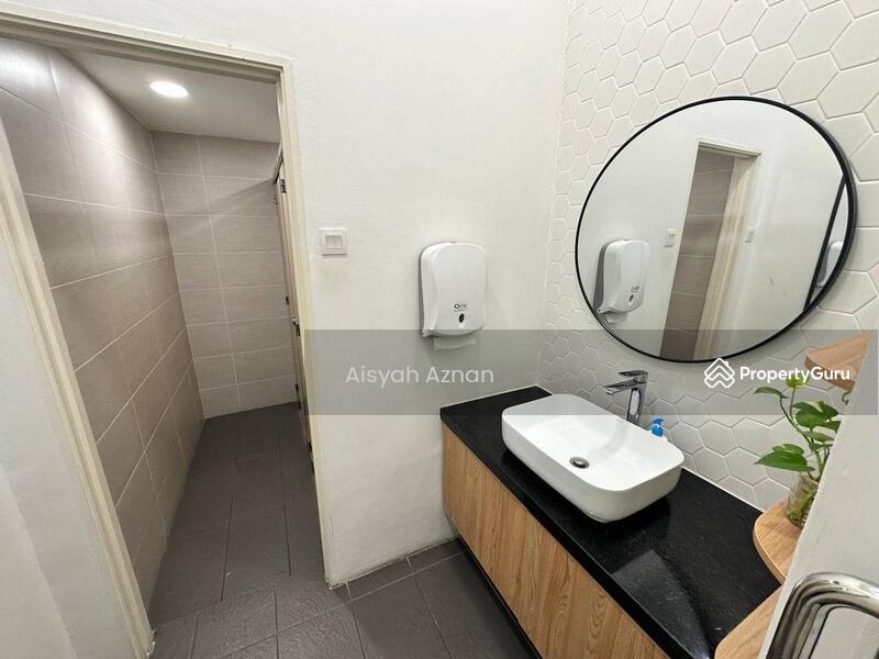 Untuk Dijual - 8 Storey Building Seksyen 51A Petaling Jaya