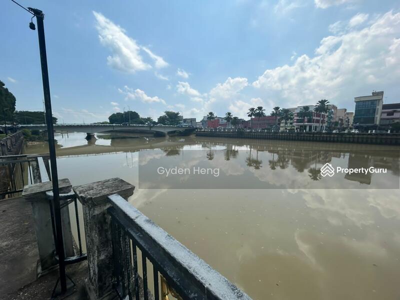 Untuk Dijual - Jalan Tembioh