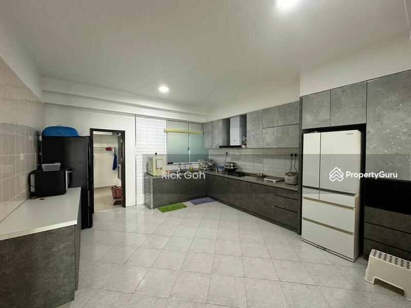 Untuk Disewa - Gurney Beach Resort