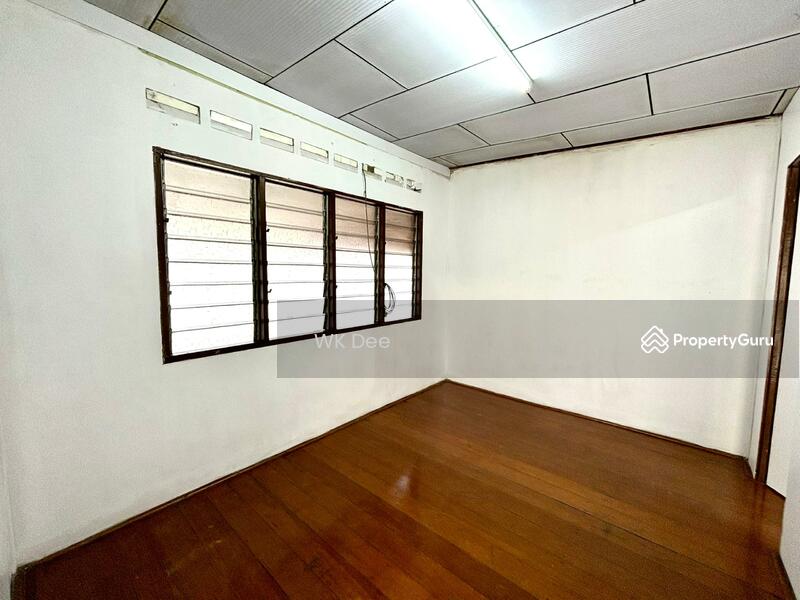 Untuk Dijual - Single Storey @ Taman Batu Pahat. No flood & Unblock