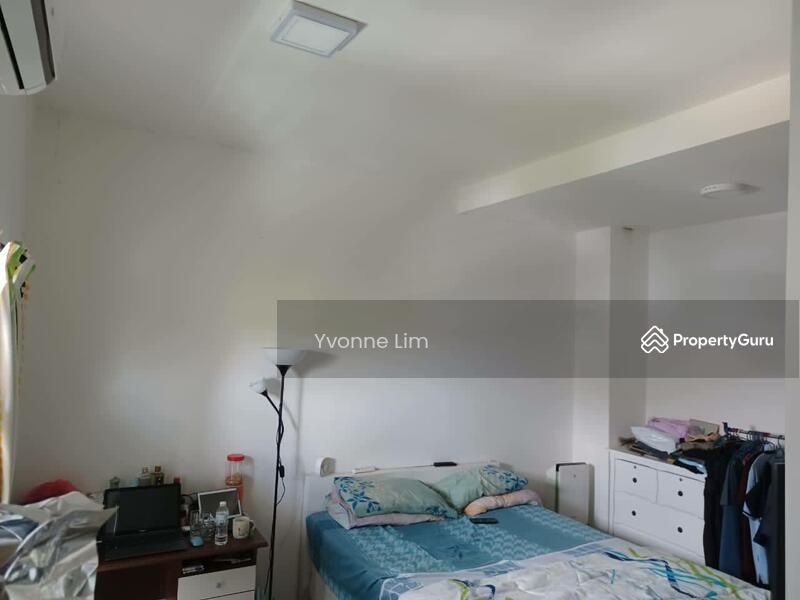 Taman Larkin, Jalan Aman Larkin 5, Johor Bahru, Johor, 3 Bedrooms, 1528