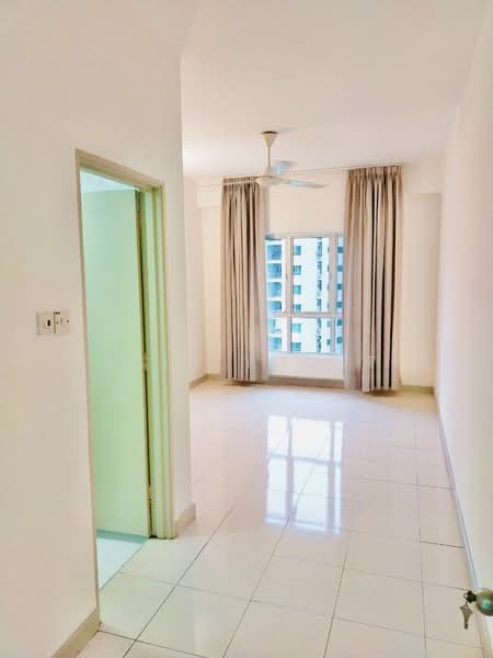 Kondominium untuk Disewa di Metropolitan Square - Erin Yusof - Living Room - PropertyGuru.com.my